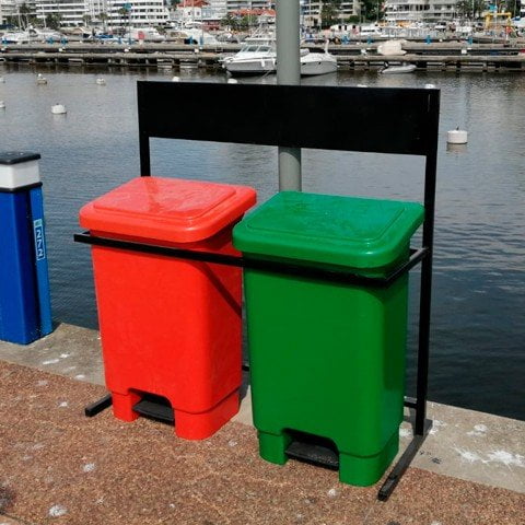 Lixeira Com Pedal E Rodas 100L - Imagem 2